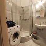 Apartment Queen *